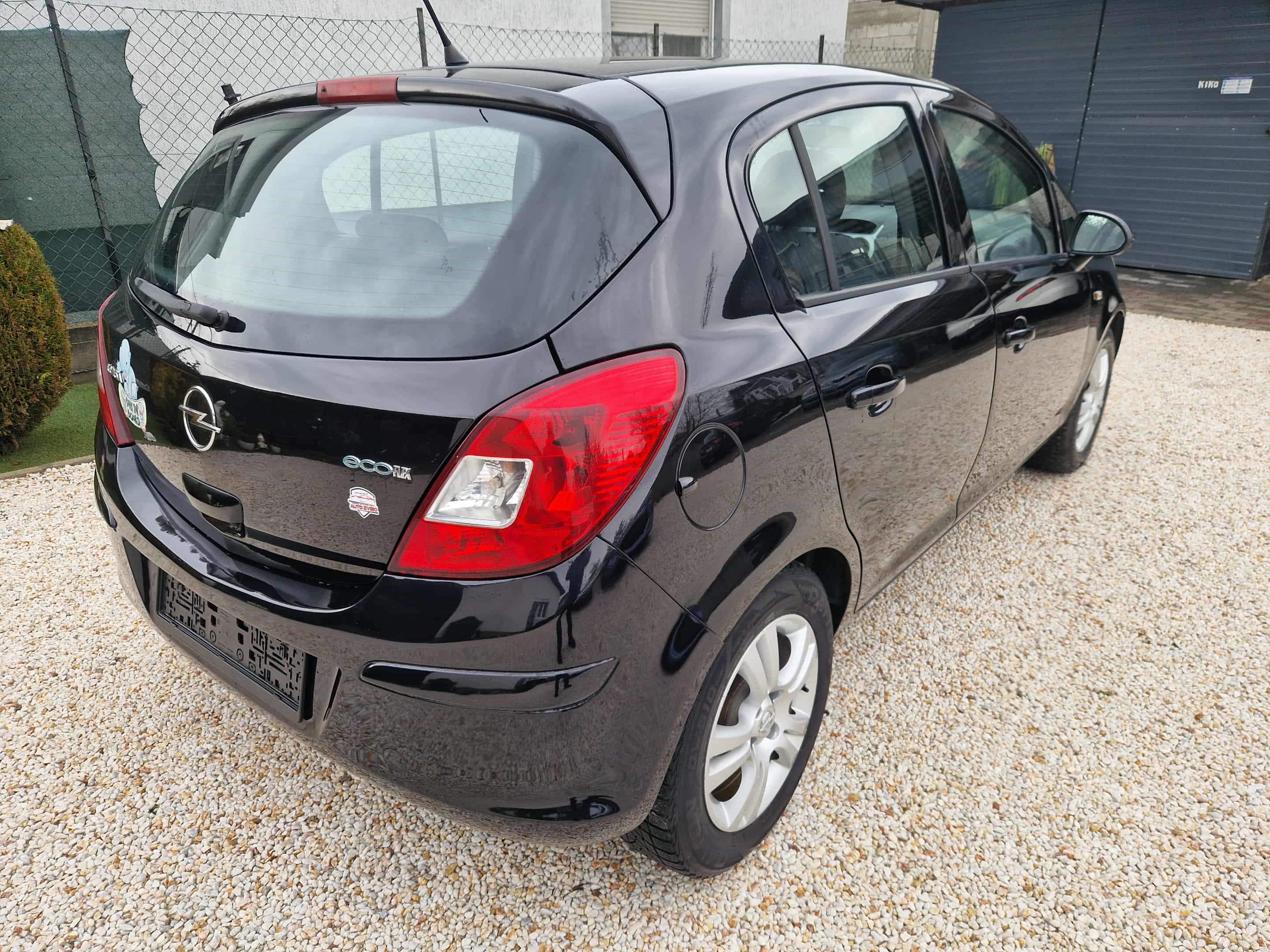 Opel Corsa D 1.3 Cdti 75ks. 1 Boja Klima 2010g.