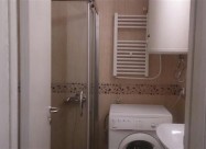 Се изнајмува стан од 50м2 спроти КЈУБИ