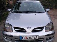 Nissan Almera Tino 
