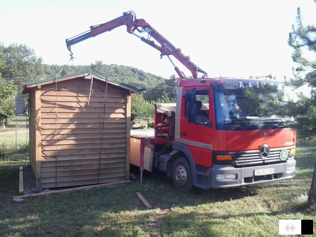 Vrsam Prevoz So Kamion Kiper I Uslugi So Avtodigal