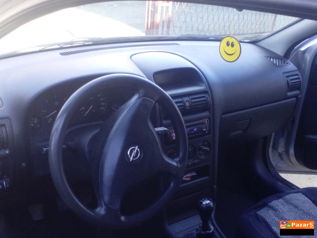 Opel astra 2000 god.