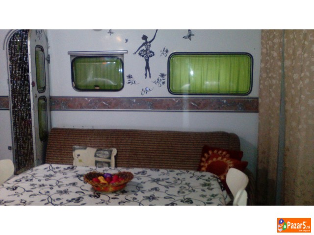 Камп приколка во Авто Камп \