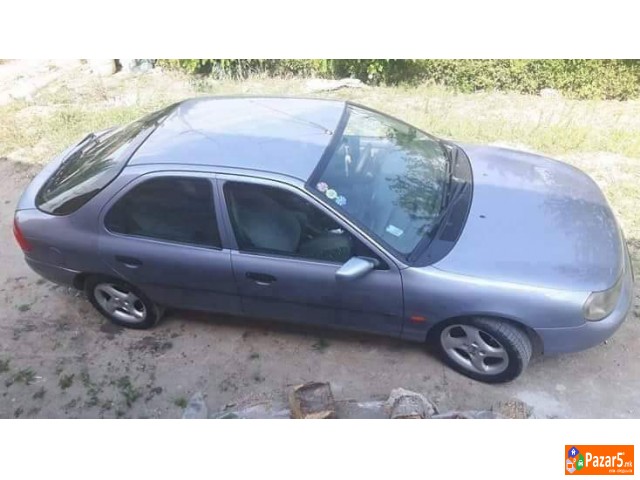 Prodavam Ford Mondeo 1.8td Full Oprema Odl Sostojb