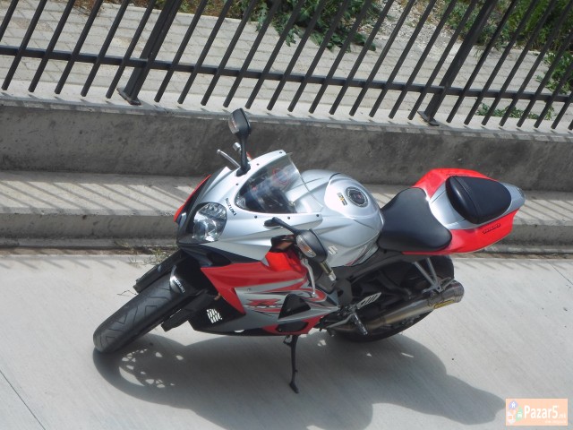 Suzuki GSXR 1000 K7
