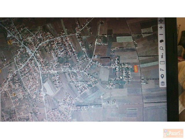 Se prodava Plac 