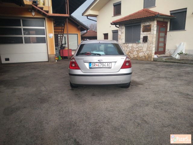 Ford Mondeo 2004