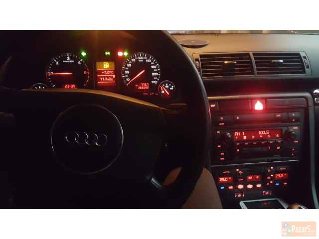 Audi A4 1.9tdi 131ks    2003