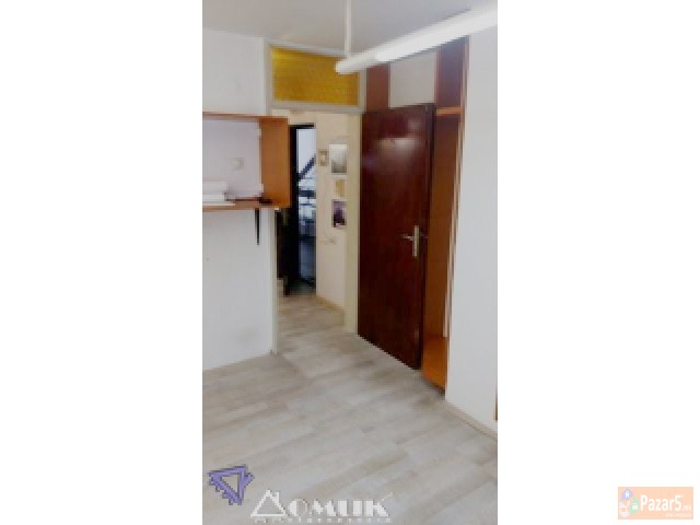 Domik Izdava Deloven Prostor Vo Centar Sproti Rams