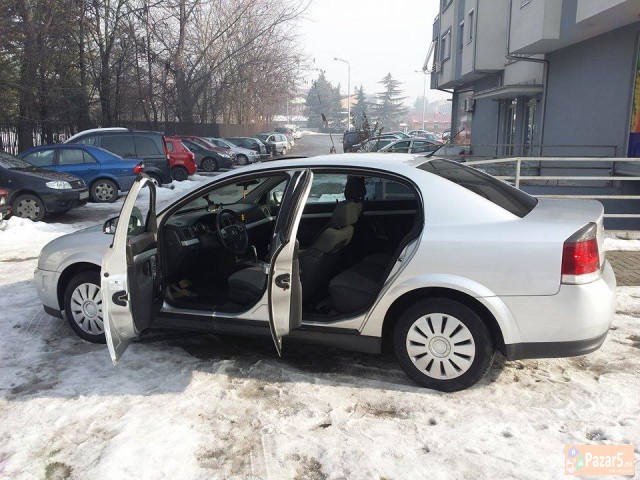 SE PRODAVA OPEL VECTRA C