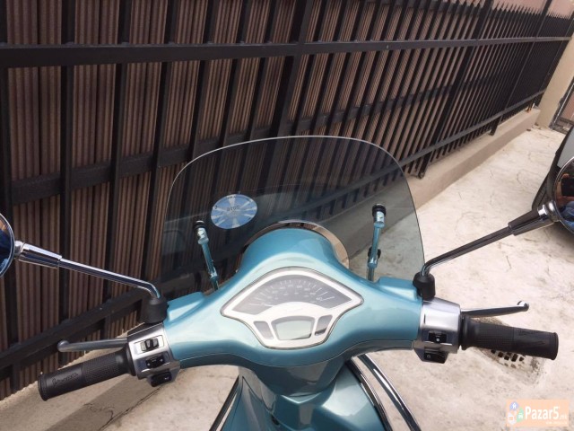 Продавам Piaggio Primavera 50cc (70th aniversary)