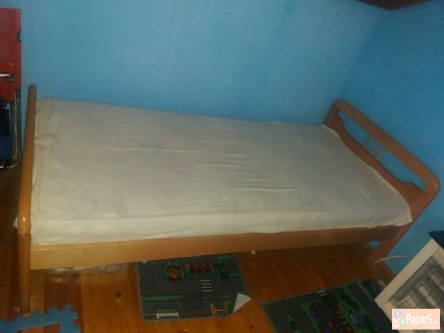 Prodavam Krevet