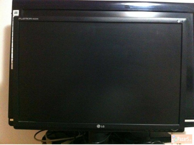 Se prodava monitor