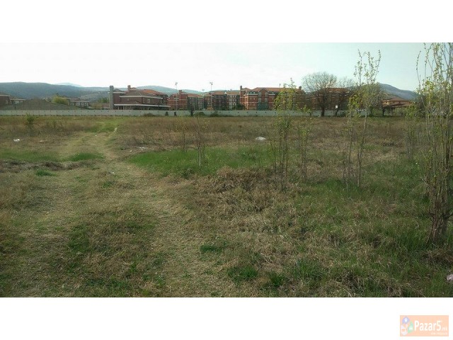 Se prodava zemjishte