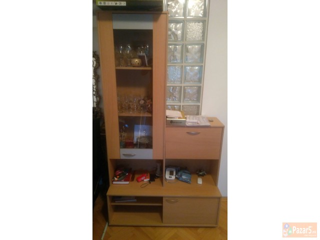 Stolici i Vitrina