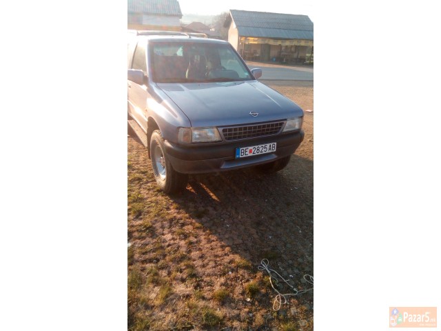 Se prodava opel Frontera 2.0 sport