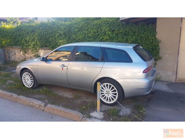 Alfa romeo 156 1.9jtd 16v mjet 2005g