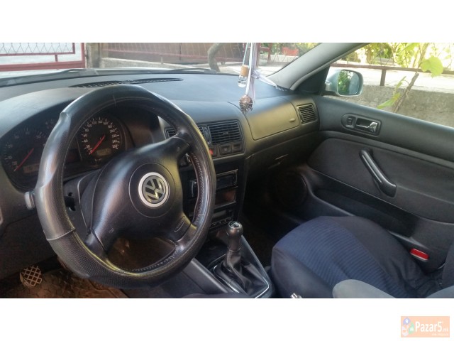 prodavam Golf 4 motor 1.6SR na plin
