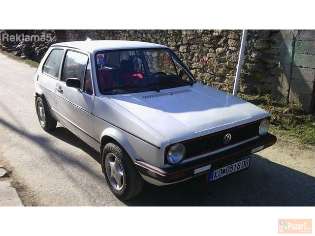 SE PRODAVA GOLF 1