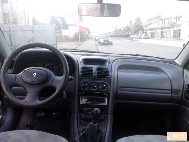 Se prodava