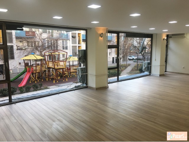 Se prodavaat PVC prozorci