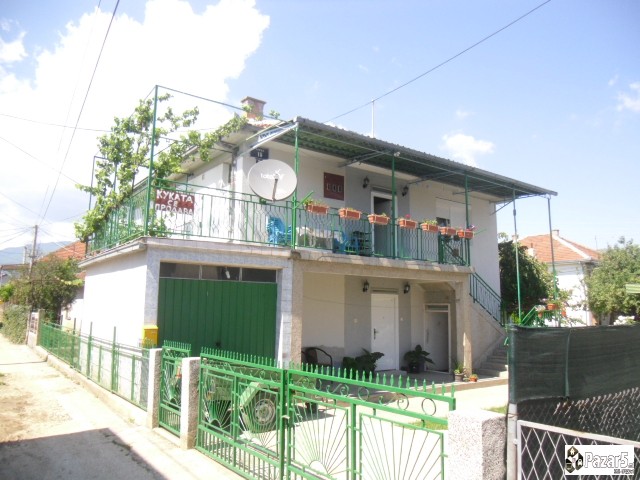 PRODAVAM KUKA