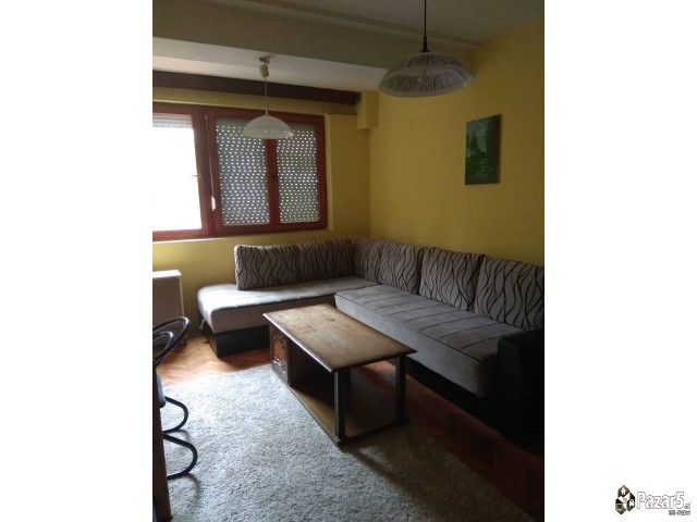 Izdavam garsonjera