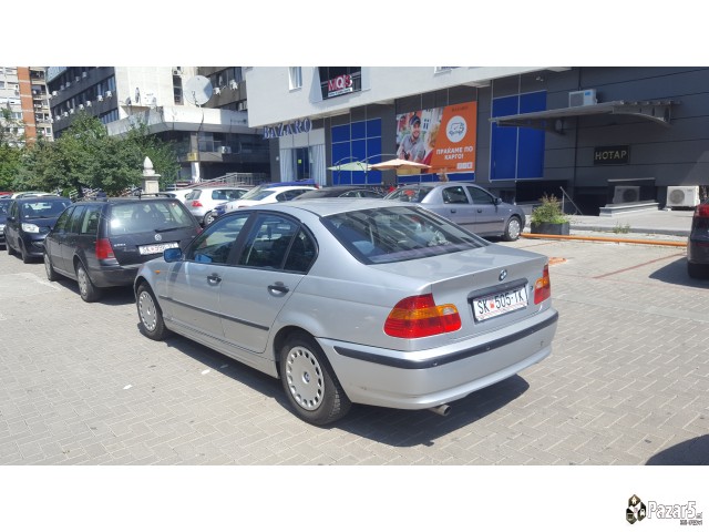 PRODAVAM BMW 318i