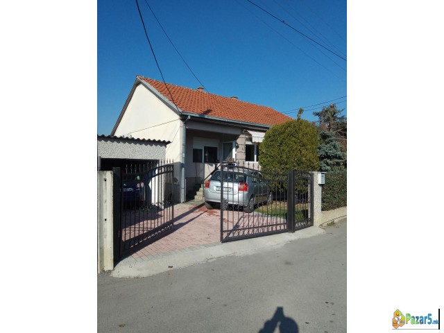 KUKA VO PETROVEC 80 m2