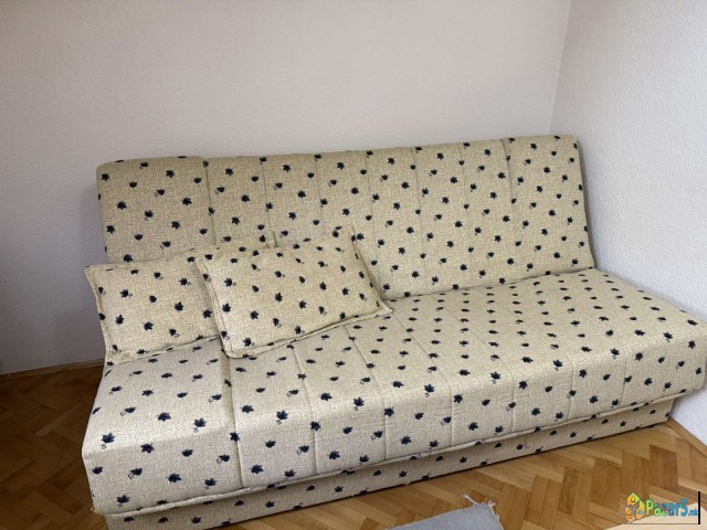 Prodavam garnituri