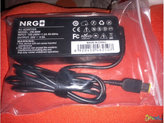 NOV Lenovo polnac za laptop so USB Pin