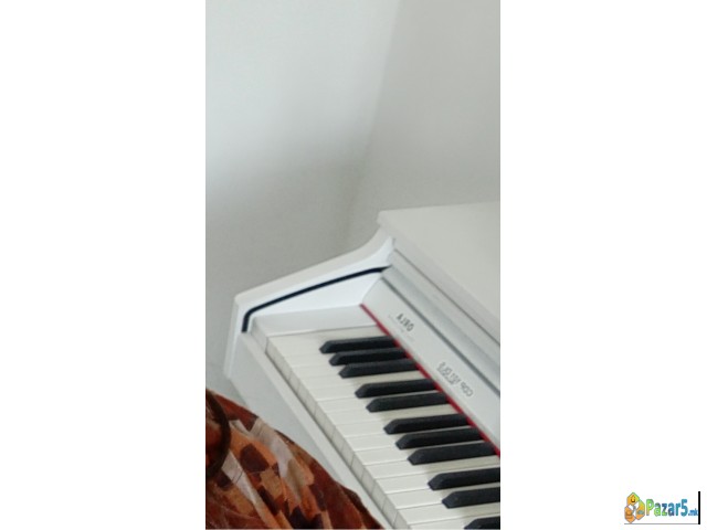 ДАВАМ ЧАСОВИ ПО КЛАВИР 