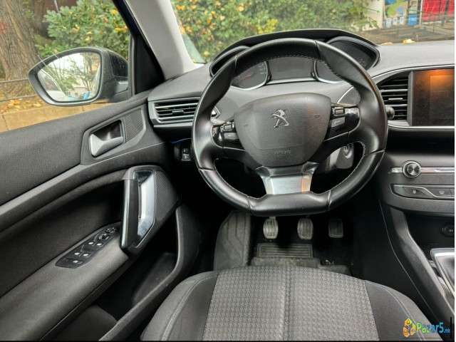 Se Prodava Peugeot 308