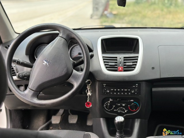 Peugeot 206+ 