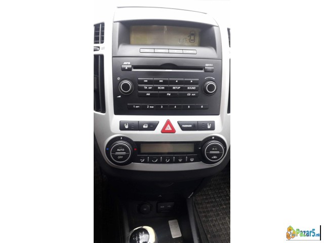 Prodavam Kia Seed 2008 1.4 Benzin Plin