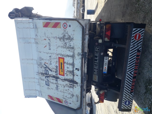 Se Prodava Poluprikolka Kiper