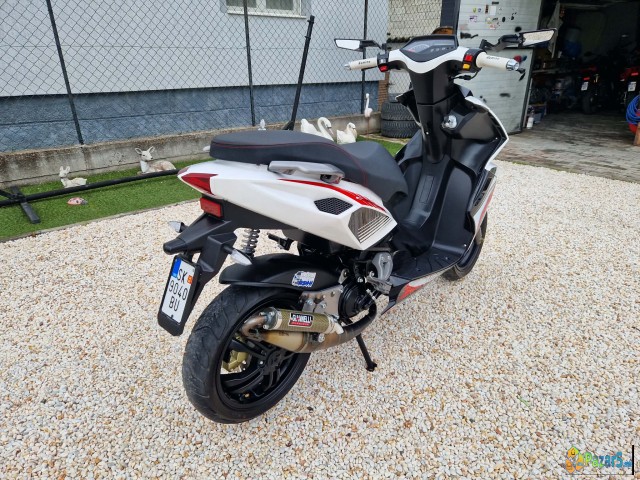 Ekstra Socuvan Italjet Charger 50k 2t Kupen 6/2025