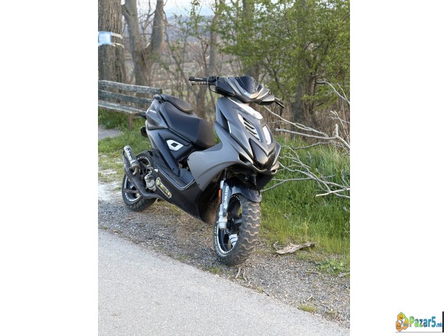 yamaha aerox 2018 - thumbnail 3