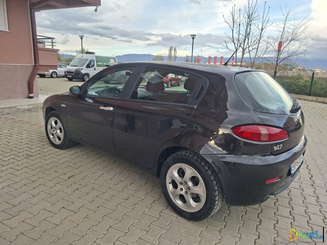 ALFA ROMEO 147 1.9 JTD 120ks 2005 god - thumbnail 5