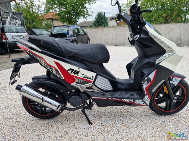 HAMACHI A8 2T. 50K. ODI NAD 65km/h. so 2500km. KUP - thumbnail 8