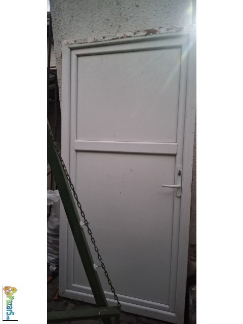 Prodavam Pvc Vrata. Odlichno Sochuvana. 