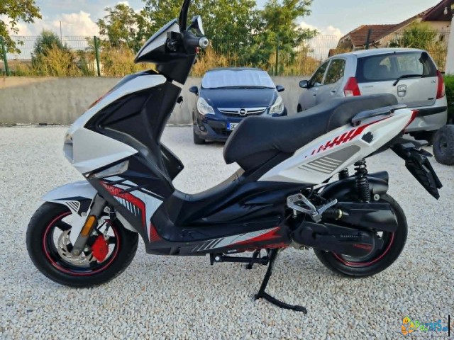 HAMACHI EVOC 4t. 50k. so 3900km. KUPEN 2022g. - thumbnail 6