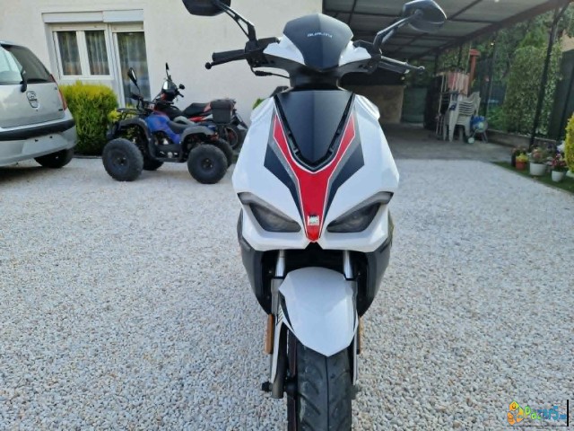 HAMACHI EVOC 4t. 50k. so 3900km. KUPEN 2022g. - thumbnail 9