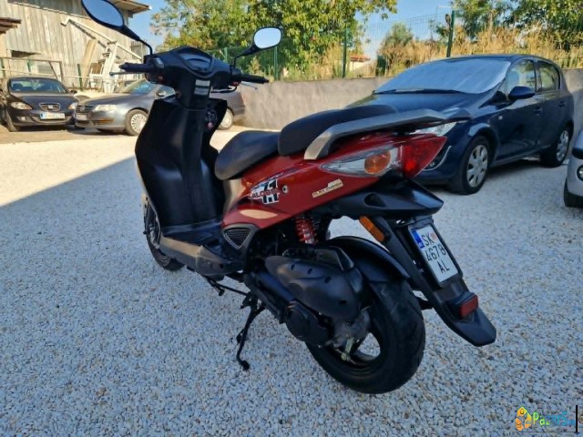 SOCUVAN KYMCO AGILITY RS 2t. 50k. so 7300 km. KUPE - thumbnail 3