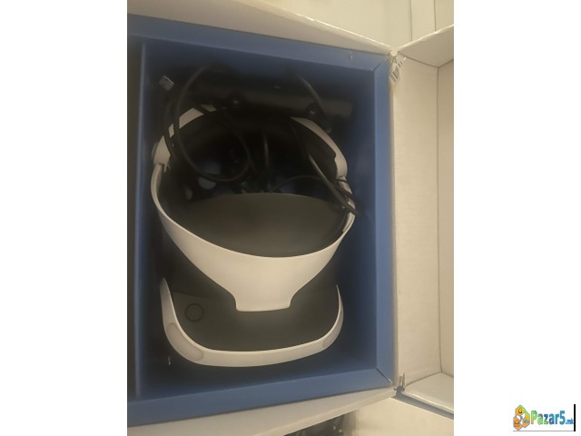 Se Prodava Ps4 Konzola + Potpuno Nov Ps Vr Set (so
