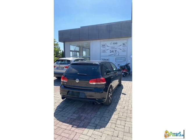 Se prodava Golf 6 R-Line 2.0 - thumbnail 2