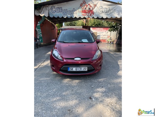 Ford fiesta 1.6tdci 2009god   Socuvana kako nova  