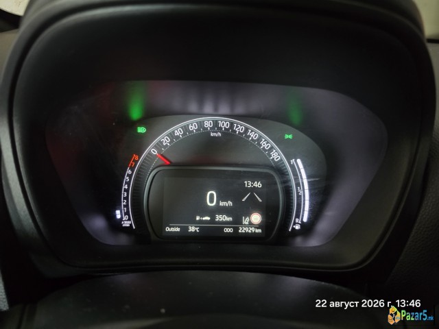 Prodavam Toyota Aygo X (2023) • Kako od salon - thumbnail 2
