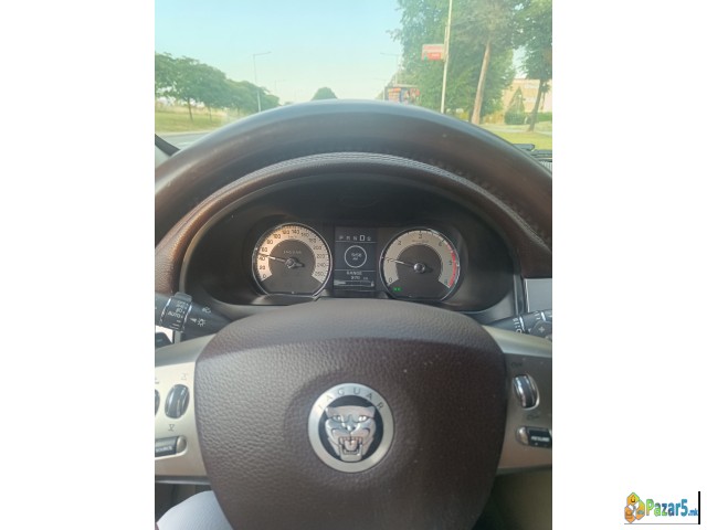 Jaguar XF 3.0 Diesel Luxury Automatic - thumbnail 2