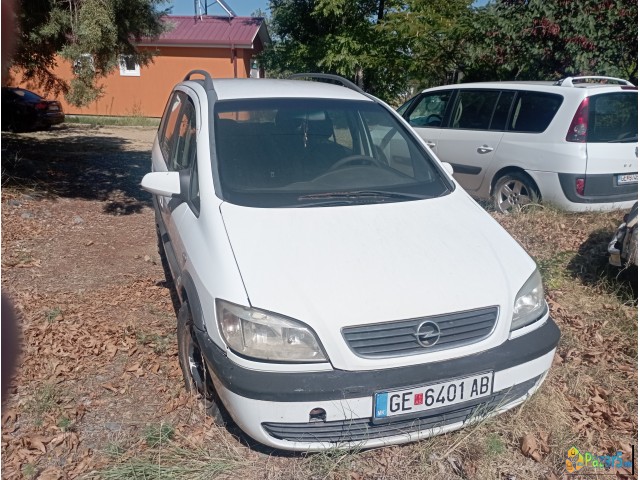 Opel Zafira 2.2 Tdi 2004ta God.