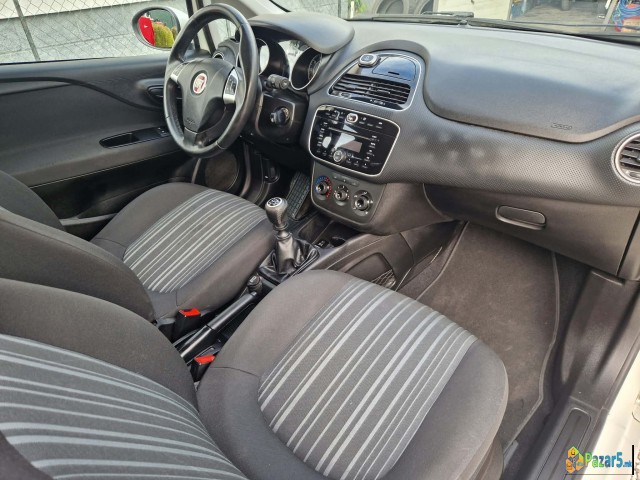 Grande Punto Evo 1.4 57kw/78ks 1boja Klima 12/2011